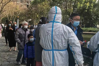 领航er在行动，致敬最美大白