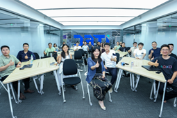初创企业出海，第一支海外团队怎么搭？